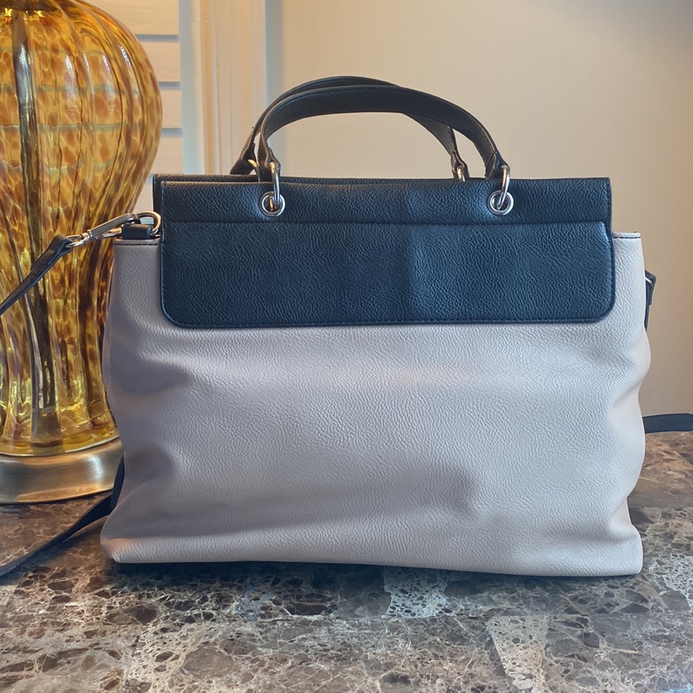 Nine West Large Capcity Satchel Bag - Picture 5 of 12